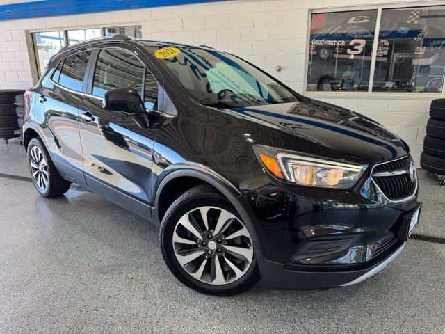 Used 2021 Buick Encore Preferred FWD image 2