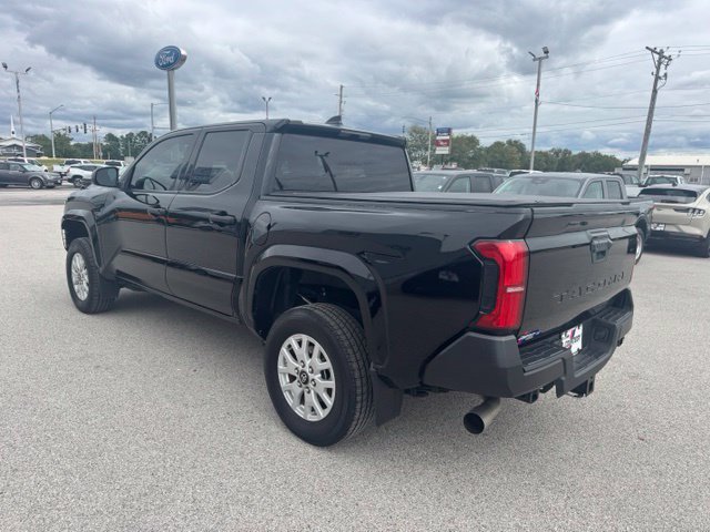 Used 2024 Toyota Tacoma SR RWD image 3