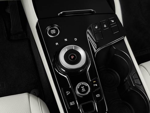 Used 2024 Kia Sportage EX FWD image 9