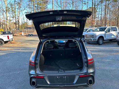 Used 2024 Genesis GV70 2.5T w/ Advanced Package image 29