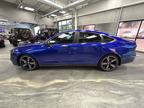 Used 2023 Honda Accord Sport image 36