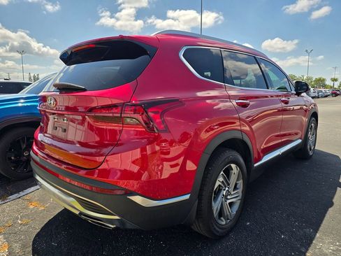 Used 2022 Hyundai Santa Fe SEL w/ Convenience Package FWD image 9