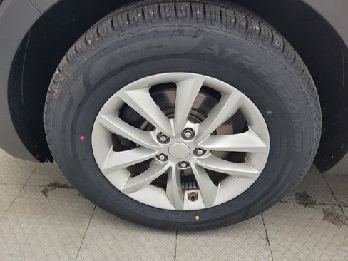 Used 2016 Kia Sorento LX w/ LX Convenience Package image 30