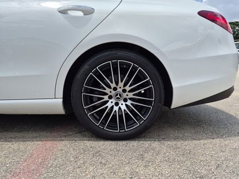 Used 2022 Mercedes-Benz C 300 Sedan image 9