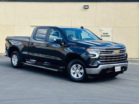 Used 2024 Chevrolet Silverado 1500 LT AWD/4WD image 2