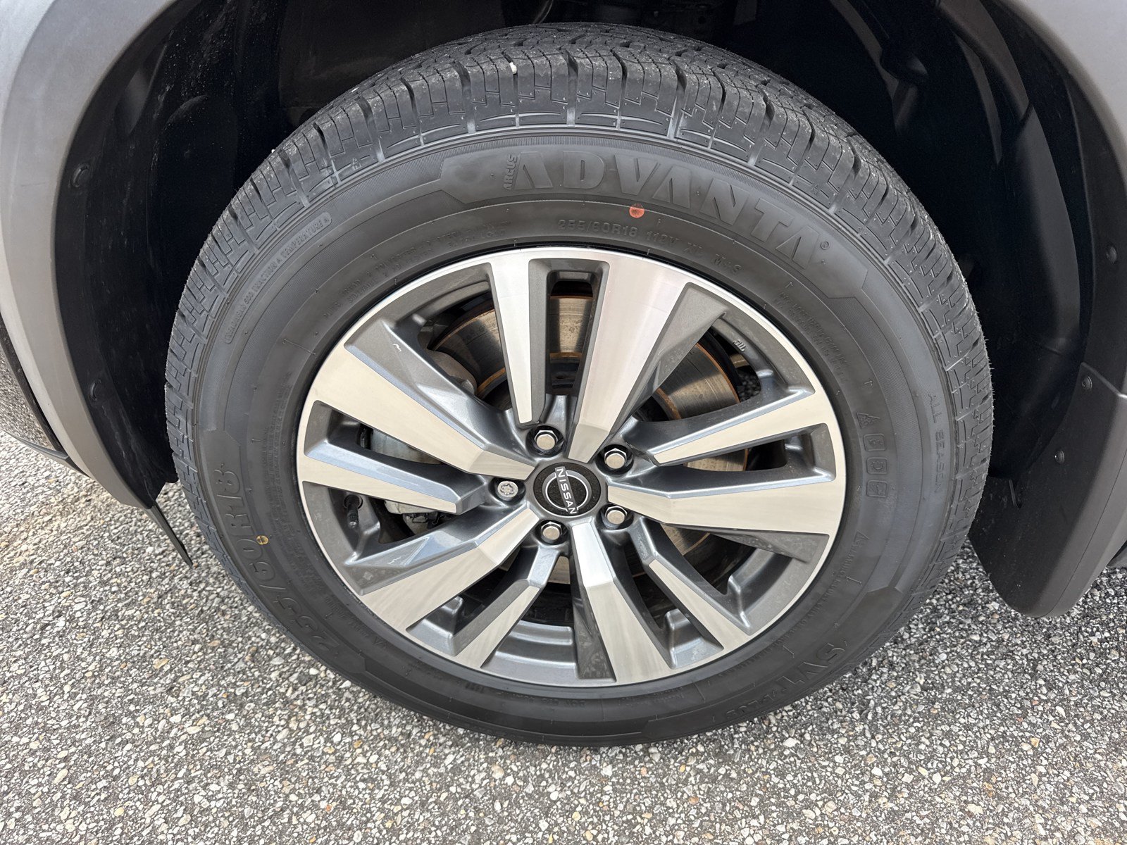 Used 2023 Nissan Pathfinder SL FWD image 10
