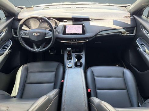 Used 2022 Cadillac XT4 Sport w/ Enhanced Visibility Package FWD image 16