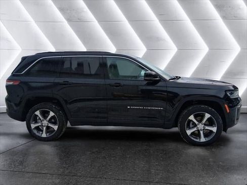 New 2026 Jeep Grand Cherokee Limited image 23