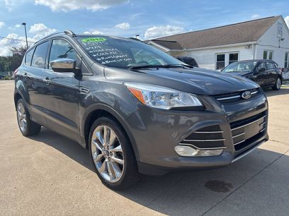 Used 2015 Ford Escape SE w/ SE Chrome Package