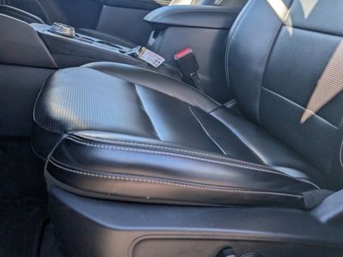 Used 2024 Ford Escape Platinum image 29