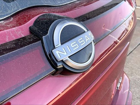 Used 2023 Nissan Kicks SV image 28