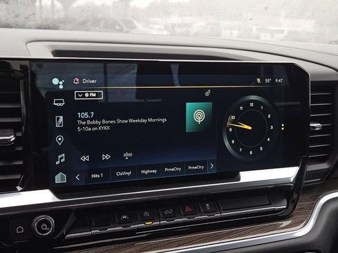 Used 2022 Chevrolet Silverado 1500 LT image 19