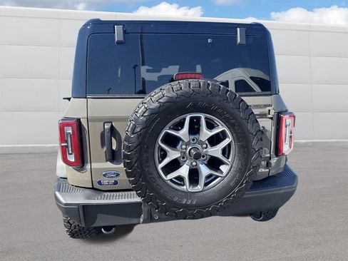 Used 2025 Ford Bronco Badlands AWD/4WD image 4