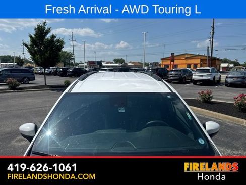Used 2023 Chrysler Pacifica Touring-L w/ S Appearance Package AWD/4WD image 11