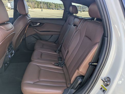 Used 2018 Audi Q7 3.0T Premium Plus w/ Premium Plus Package image 26