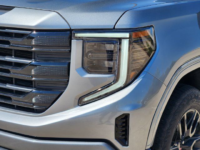 Used 2023 GMC Sierra 1500 Elevation w/ LPO, Elevation Black Package AWD/4WD image 9