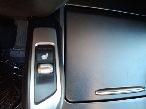 Used 2022 Kia Sorento S w/ Panoramic Sunroof Package FWD image 19