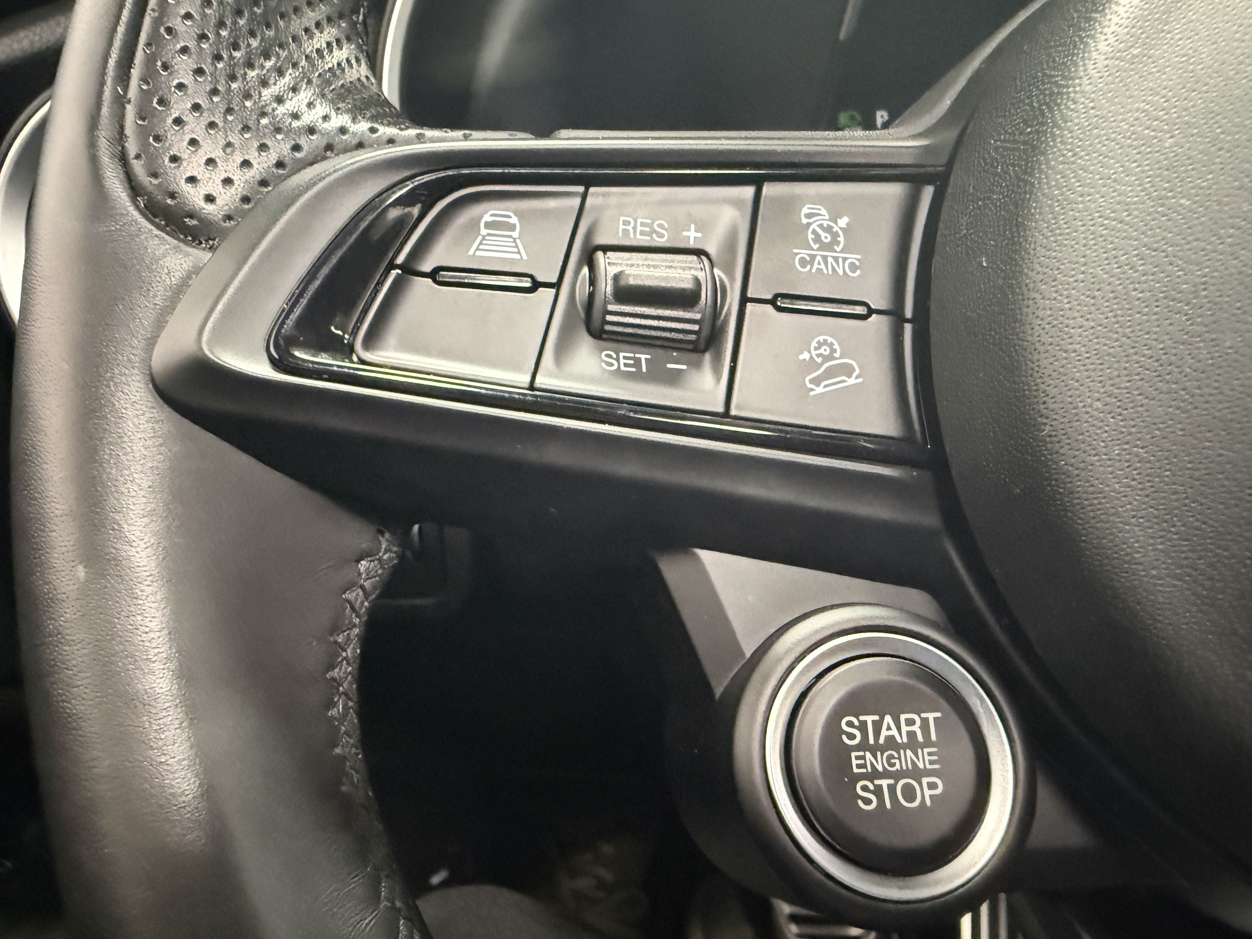 Certified 2023 Alfa Romeo Stelvio Ti AWD/4WD image 24
