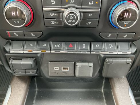 Used 2020 Chevrolet Silverado 1500 RST w/ All-Star Edition image 30