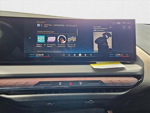 Used 2025 BMW X3 xDrive30i w/ Premium Package image 11