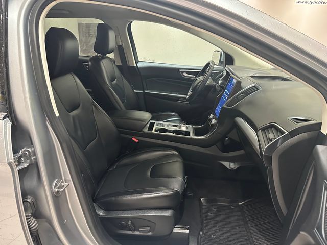 Certified 2021 Ford Edge Titanium AWD/4WD image 7