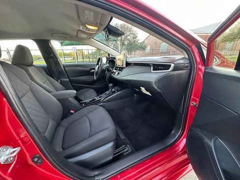 Used 2020 Toyota Corolla LE image 26