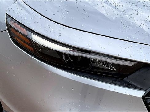 Used 2023 Honda Accord EX image 24