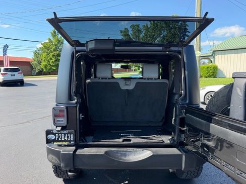 Used 2016 Jeep Wrangler Sport w/ Quick Order Package 24S AWD/4WD image 24