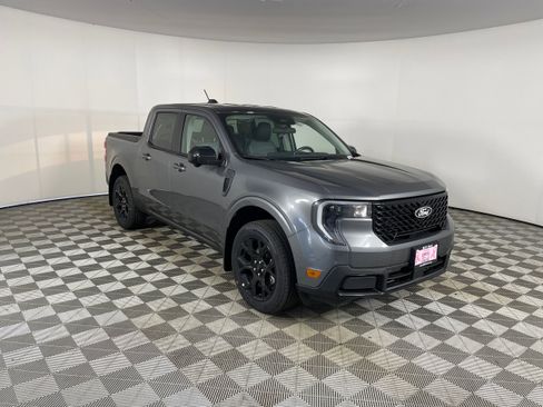 New 2025 Ford Maverick Lariat w/ Black Appearance Package image 7