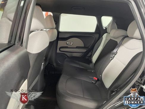 Used 2018 Kia Soul w/ Convenience Package FWD image 21