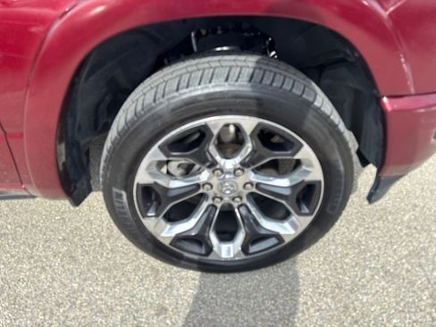 Used 2021 RAM 1500 Limited AWD/4WD image 14