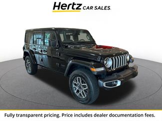 Used 2025 Jeep Wrangler Unlimited Sahara AWD/4WD video 1