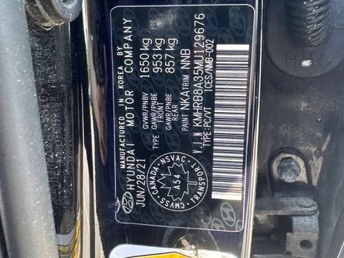 Used 2021 Hyundai Venue SE FWD image 23