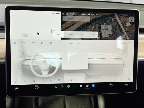 Used 2023 Tesla Model 3 Standard Range image 22