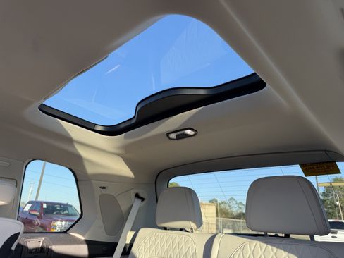 Used 2020 BMW X7 xDrive40i w/ Premium Package image 41