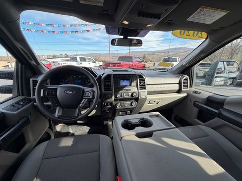 Used 2020 Ford F250 XL w/ STX Appearance Package image 15