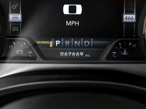 Used 2021 RAM 1500 Limited AWD/4WD image 22