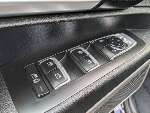 Used 2023 Kia Telluride LX FWD image 13