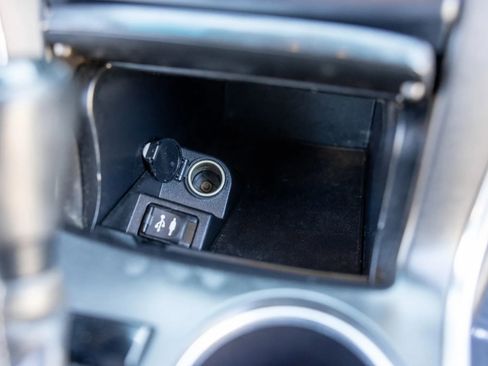 Used 2016 Toyota Camry SE image 27