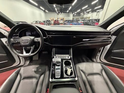 Used 2022 Audi Q7 3.0T Premium Plus AWD/4WD image 38