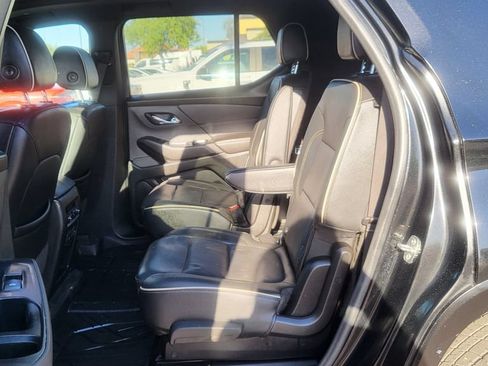 Used 2022 Chevrolet Traverse Premier w/ Redline Edition FWD image 25