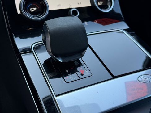 Used 2023 Land Rover Range Rover Velar R-Dynamic S image 23