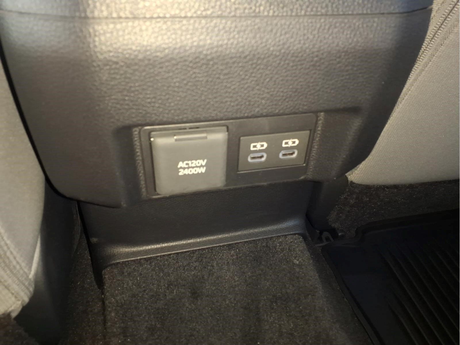 Used 2025 Toyota Tacoma TRD Off-Road AWD/4WD image 16