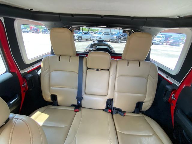 Used 2019 Jeep Wrangler Unlimited Rubicon w/ Dual Top Group AWD/4WD image 13