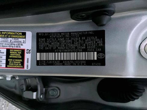 Used 2023 Toyota Camry SE image 30