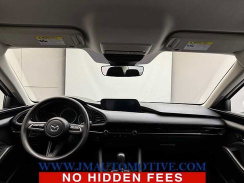 Used 2021 MAZDA MAZDA3 s FWD image 11