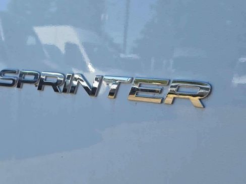 Used 2025 Mercedes-Benz Sprinter 2500 image 16