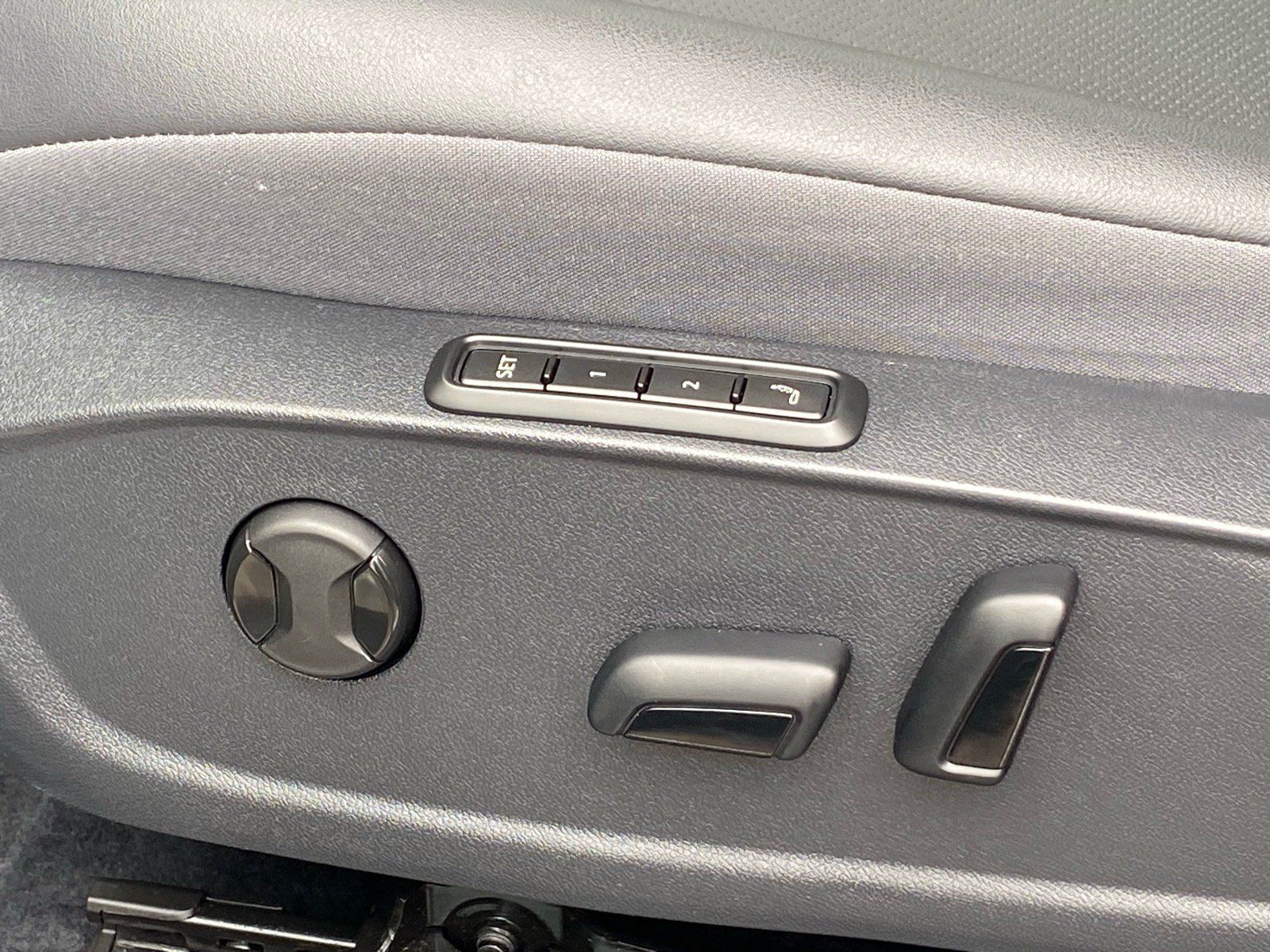 Certified 2023 Volkswagen ID.4 S RWD image 12