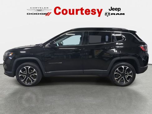 Certified 2022 Jeep Compass Limited image 6