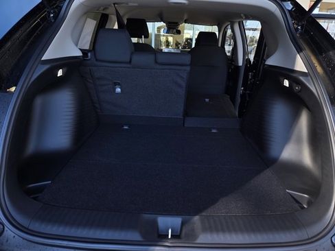 New 2026 Honda HR-V LX image 11